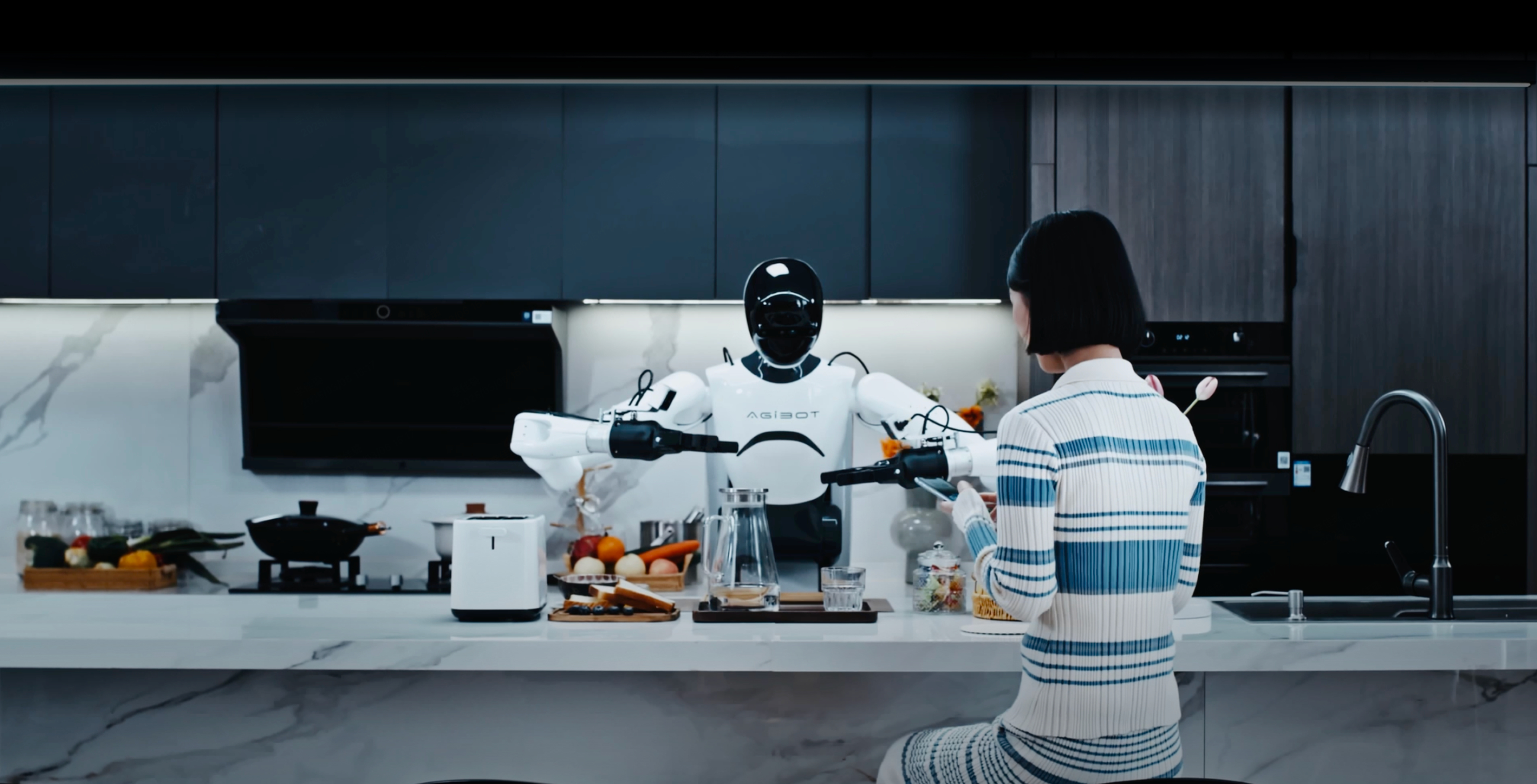 今年会Jinnian发布！ Genie Studio：行业首款具身智能一站式开发平台