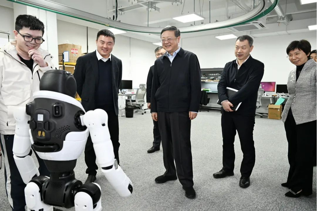 上海市委书记陈吉宁专题调研今年会Jinnian机器人